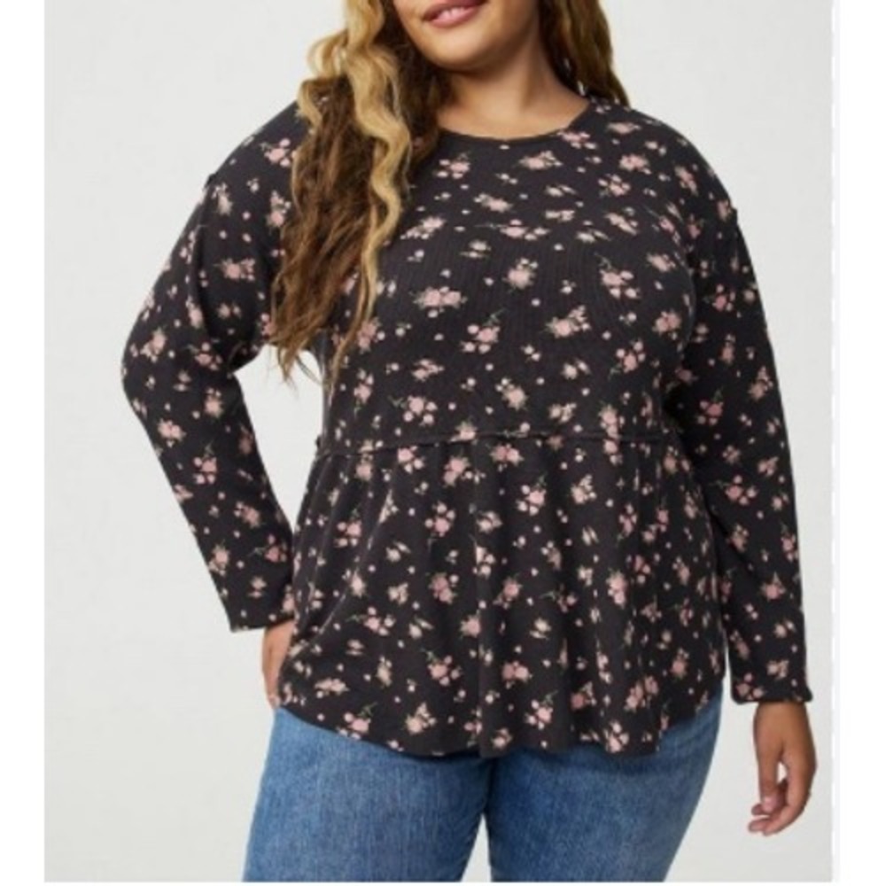 Torrid Thermal Crew Neck Top Women 2X Phantom Peplum Floral Waffle